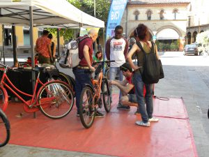 piazza aldrovandi biciclette
